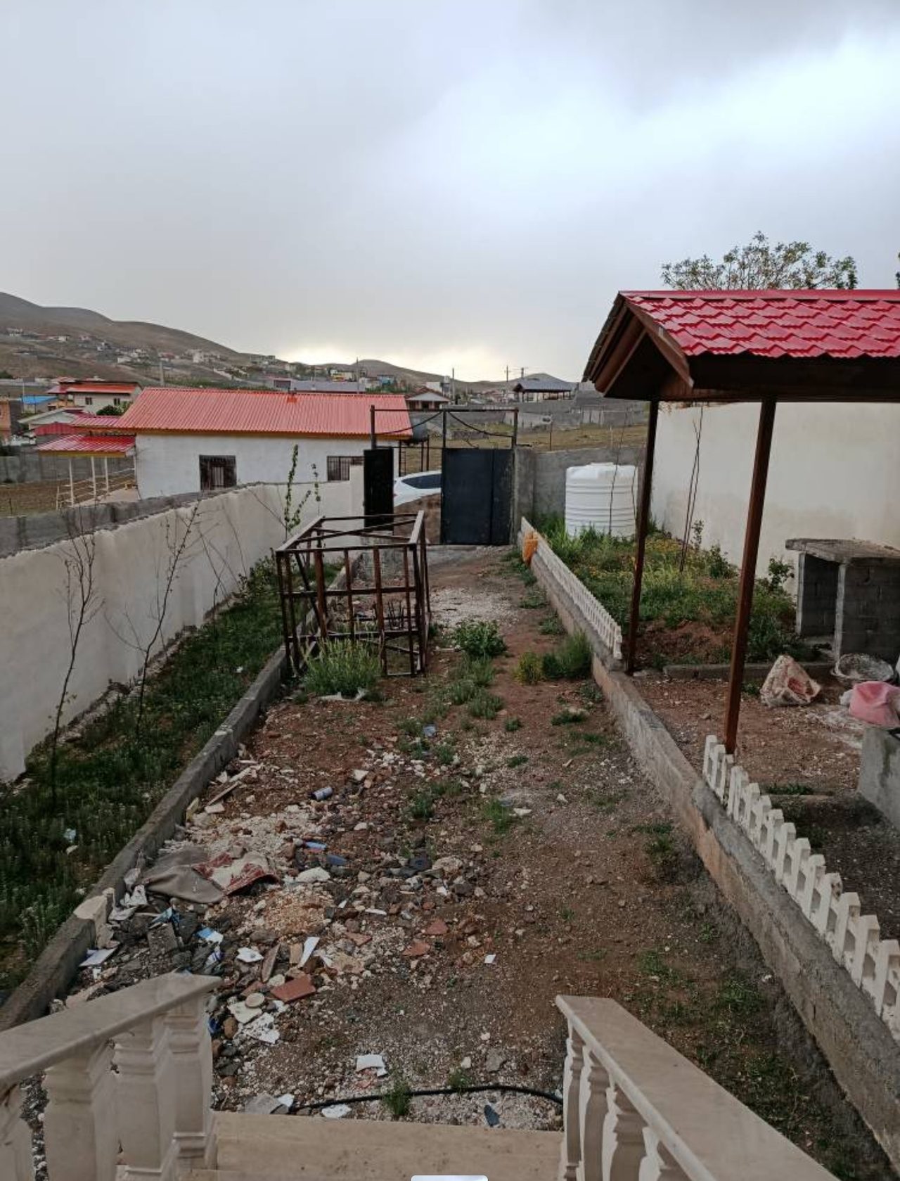 ۸۰متر بنا ویلایی ۲۵۰ متر زمین گرمابسرد دماوند